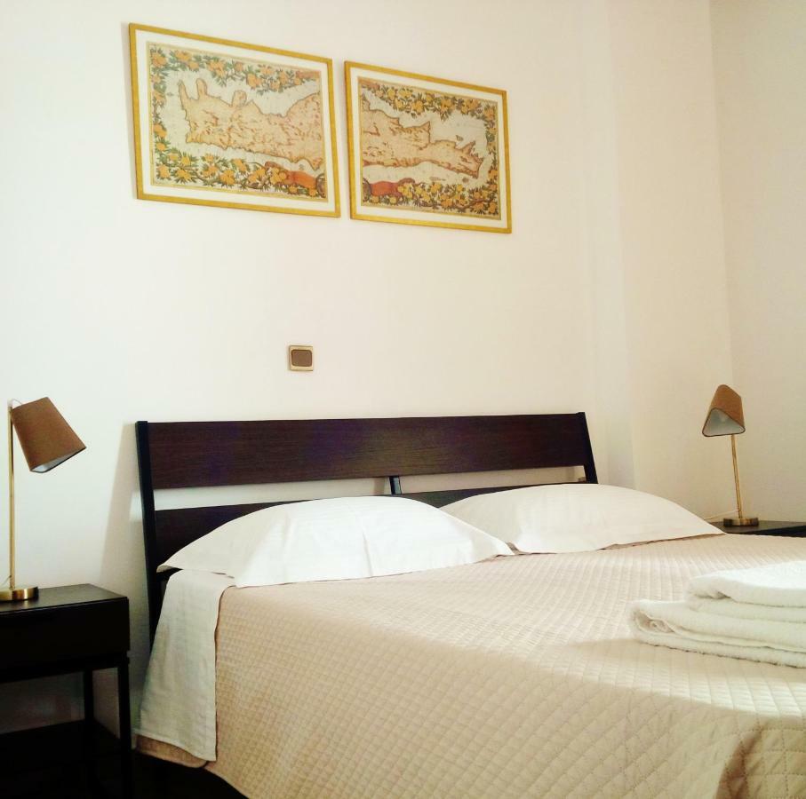 The Central Heraklion  Екстер'єр фото